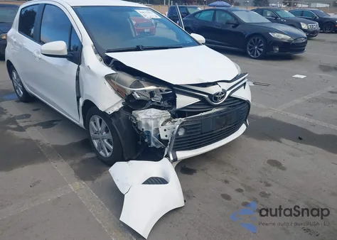 2016 Toyota Yaris Le z USA, uszkodzony, nr VIN VNKKTUD35GA056393